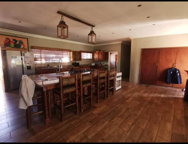 4 BEDROOM HOUSE FOR SALE IN CASSELDALE